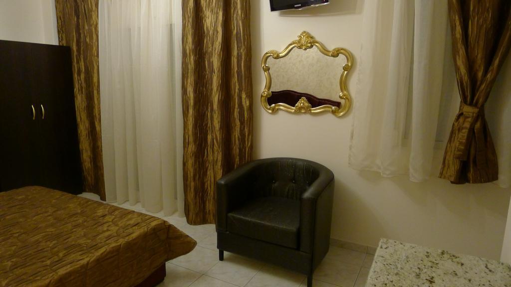 George & Sia'S House Apartman Néosz Marmarász Szoba fotó