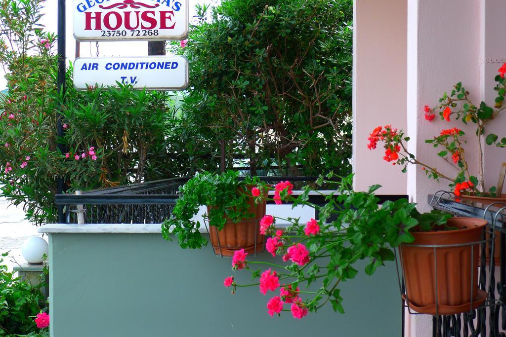 George & Sia'S House Apartman Néosz Marmarász Kültér fotó
